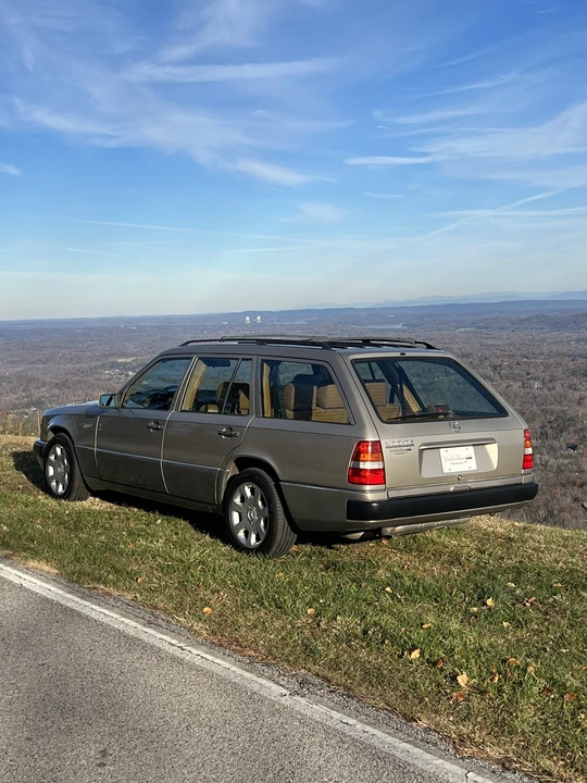 1991 Mercedes-Benz W124 E-Class - Image 16 of 31