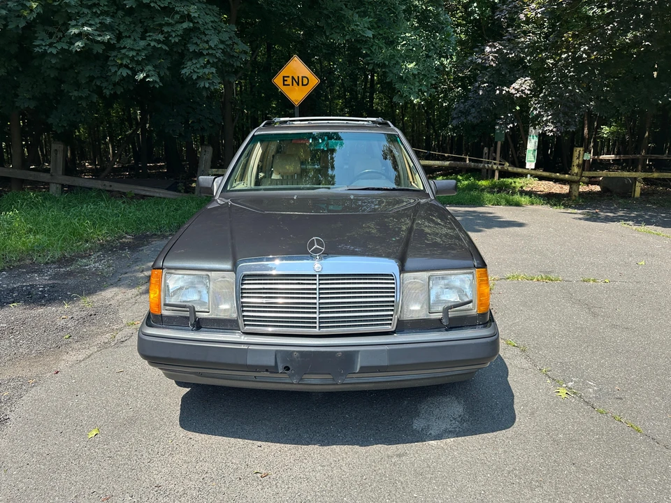 1991 Mercedes-Benz W124 E-Class - Image 6 of 31