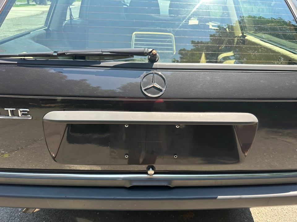 1991 Mercedes-Benz W124 E-Class - Image 29 of 31
