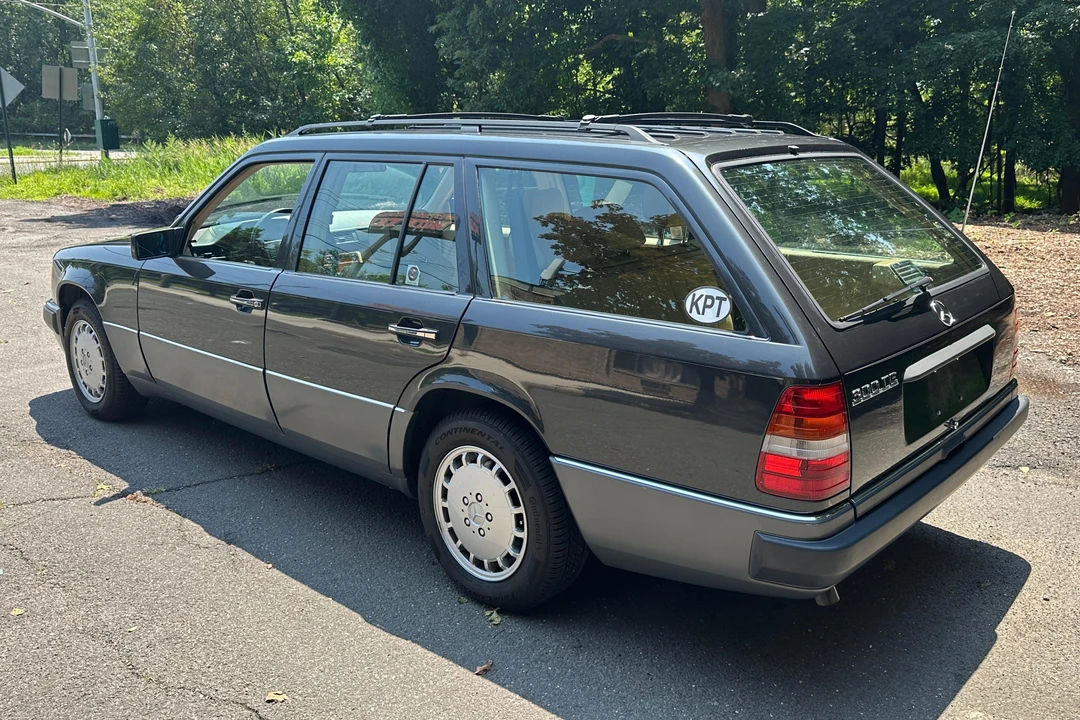 1991 Mercedes-Benz W124 E-Class - Image 4 of 31