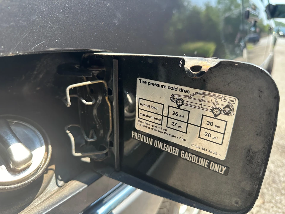 1991 Mercedes-Benz W124 E-Class - Image 31 of 31