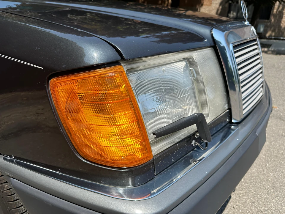 1991 Mercedes-Benz W124 E-Class - Image 20 of 31