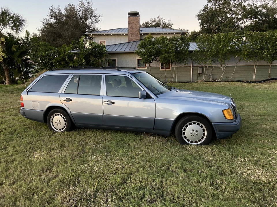 1991 Mercedes-Benz W124 E-Class - Image 11 of 31