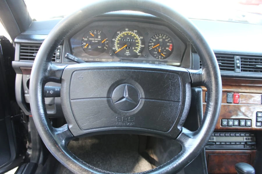 1991 Mercedes-Benz W124 E-Class - Image 2 of 18