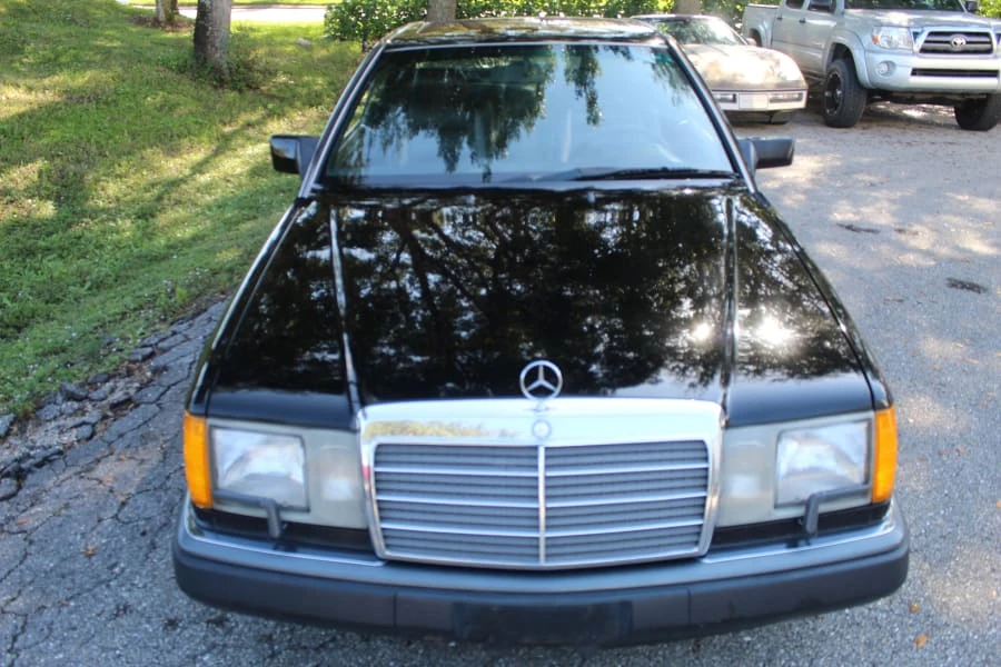 1991 Mercedes-Benz W124 E-Class - Image 6 of 18