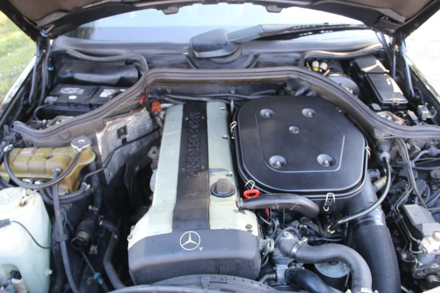 1991 Mercedes-Benz W124 E-Class - Image 11 of 18