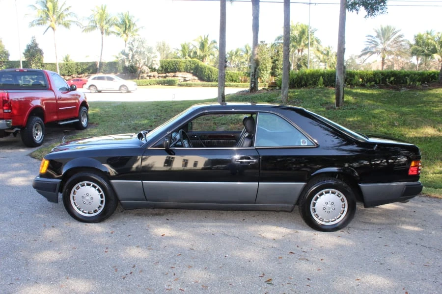 1991 Mercedes-Benz W124 E-Class - Image 13 of 18