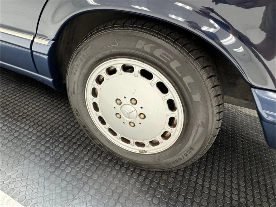 1991 Mercedes-Benz W124 E-Class - Image 18 of 31