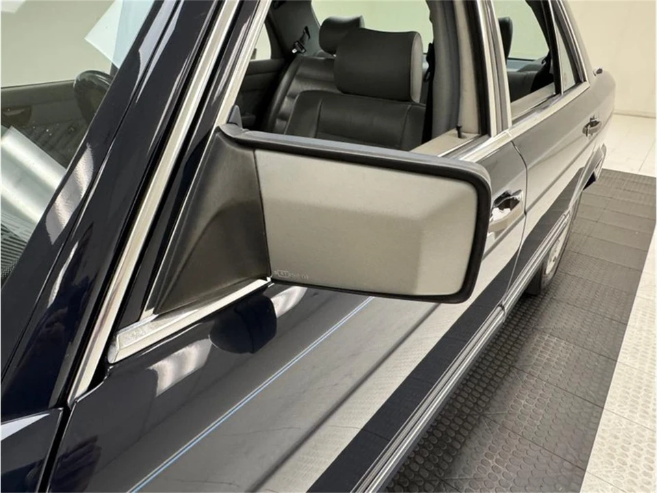 1991 Mercedes-Benz W124 E-Class - Image 15 of 31
