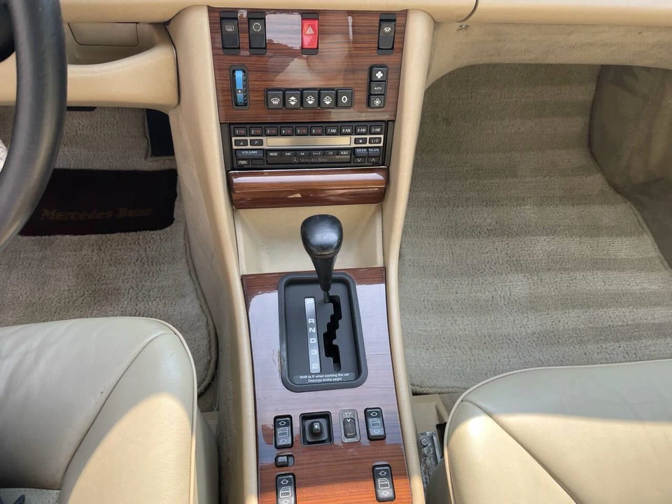 1991 Mercedes-Benz W124 E-Class - Image 23 of 31