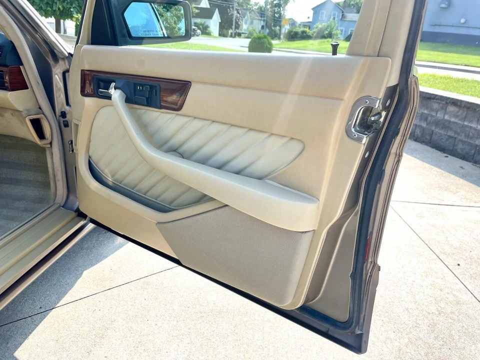 1991 Mercedes-Benz W124 E-Class - Image 27 of 31