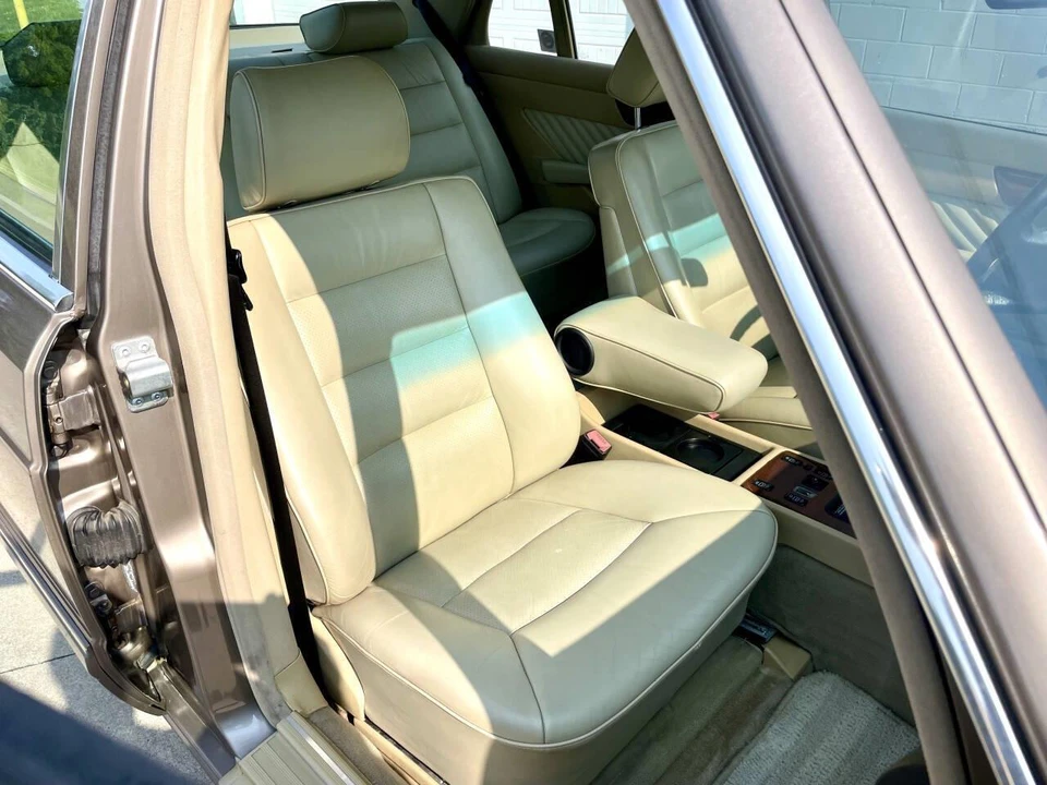 1991 Mercedes-Benz W124 E-Class - Image 30 of 31