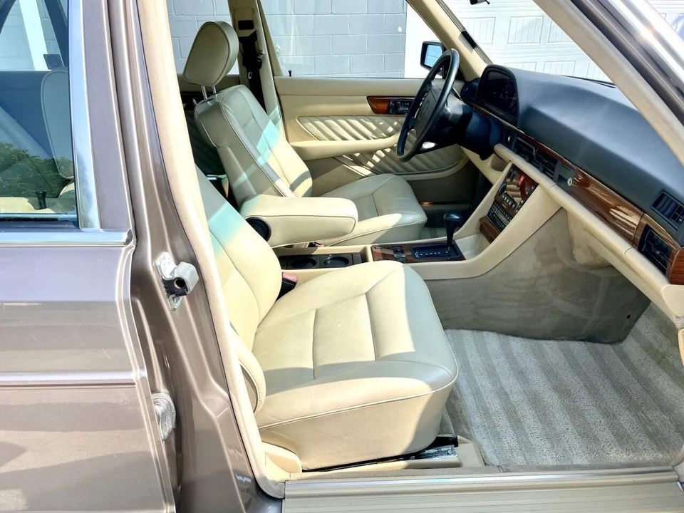 1991 Mercedes-Benz W124 E-Class - Image 28 of 31