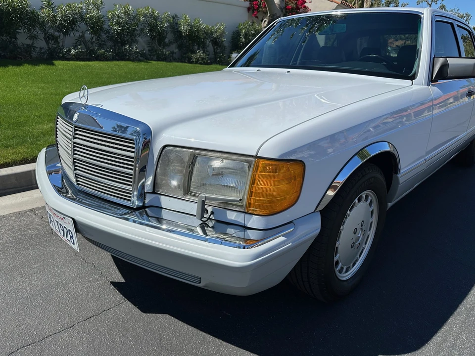 1991 Mercedes-Benz W126 S-Class Sedan - Image 25 of 31