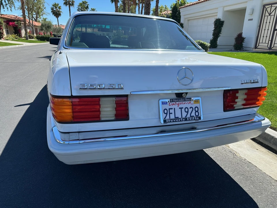 1991 Mercedes-Benz W126 S-Class Sedan - Image 10 of 31