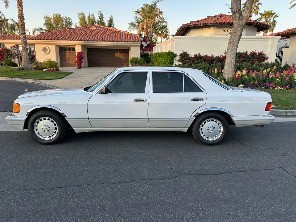1991 Mercedes-Benz W126 S-Class Sedan - Image 7 of 31