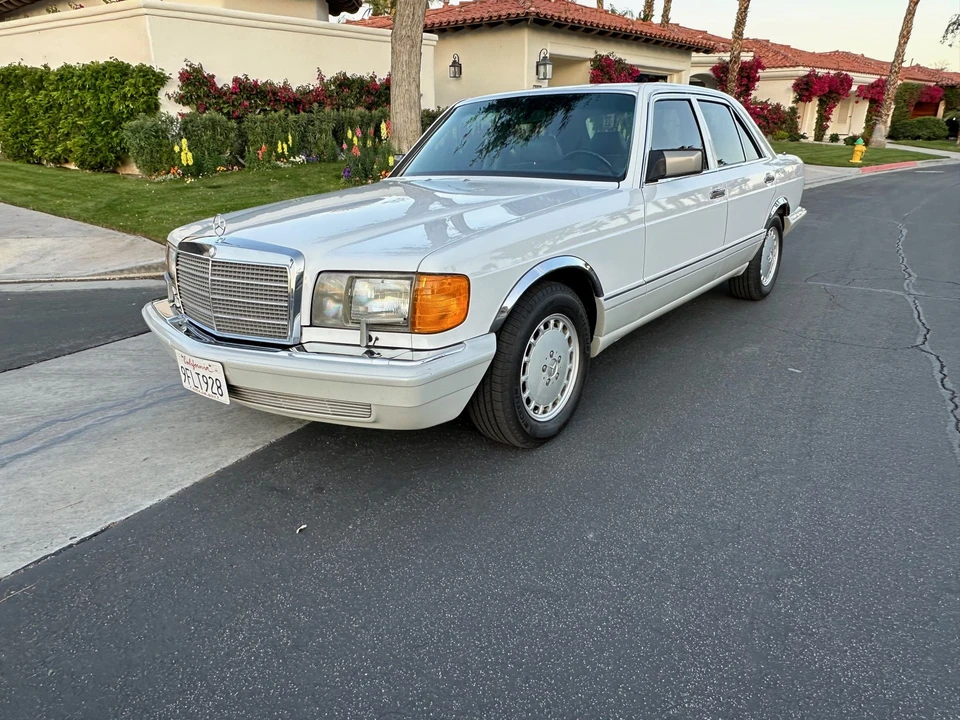 1991 Mercedes-Benz W126 S-Class Sedan - Image 3 of 31