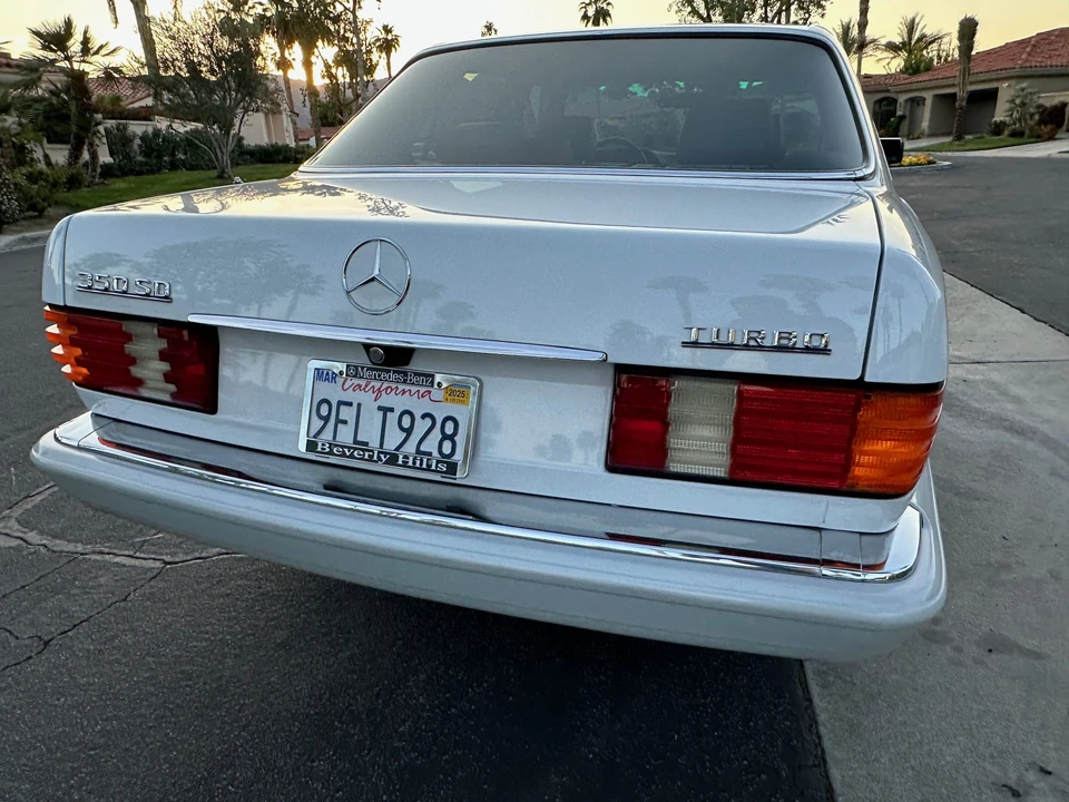 1991 Mercedes-Benz W126 S-Class Sedan - Image 13 of 31