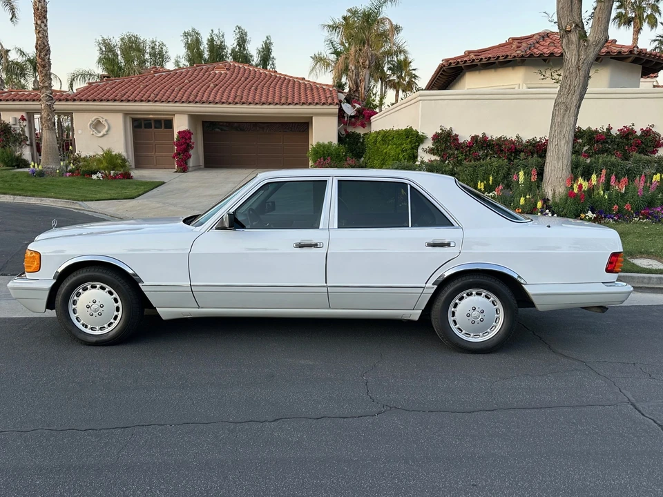 1991 Mercedes-Benz W126 S-Class Sedan - Image 8 of 31