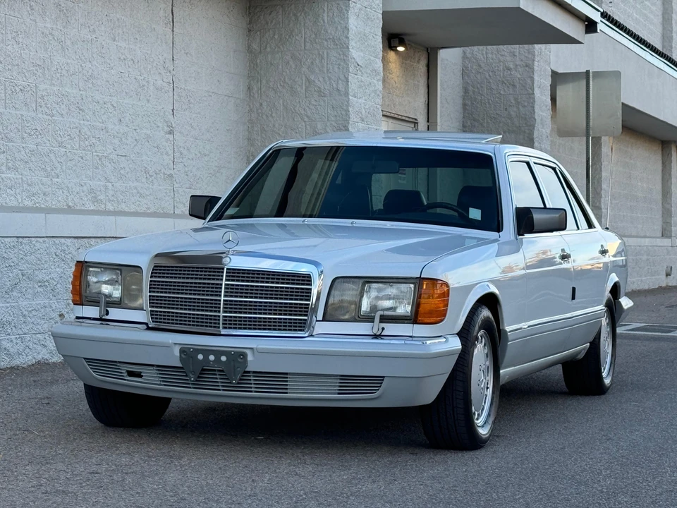 1991 Mercedes-Benz W126 S-Class Sedan - Image 9 of 31