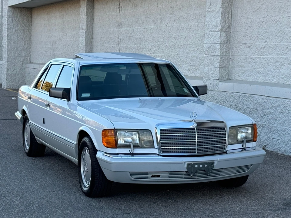 1991 Mercedes-Benz W126 S-Class Sedan - Image 28 of 31