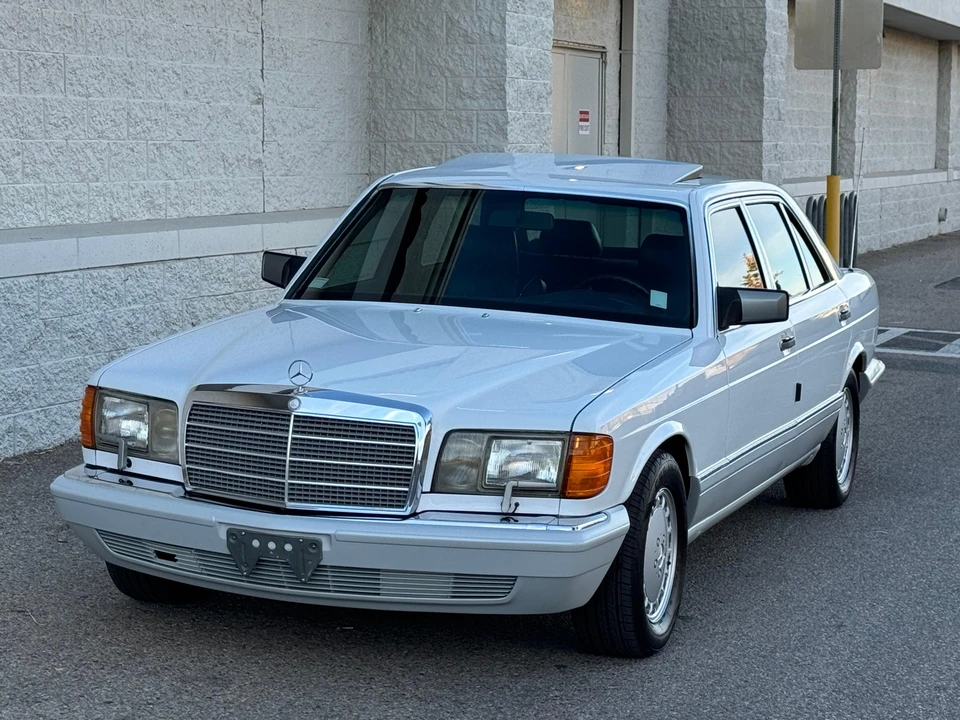1991 Mercedes-Benz W126 S-Class Sedan - Image 11 of 31