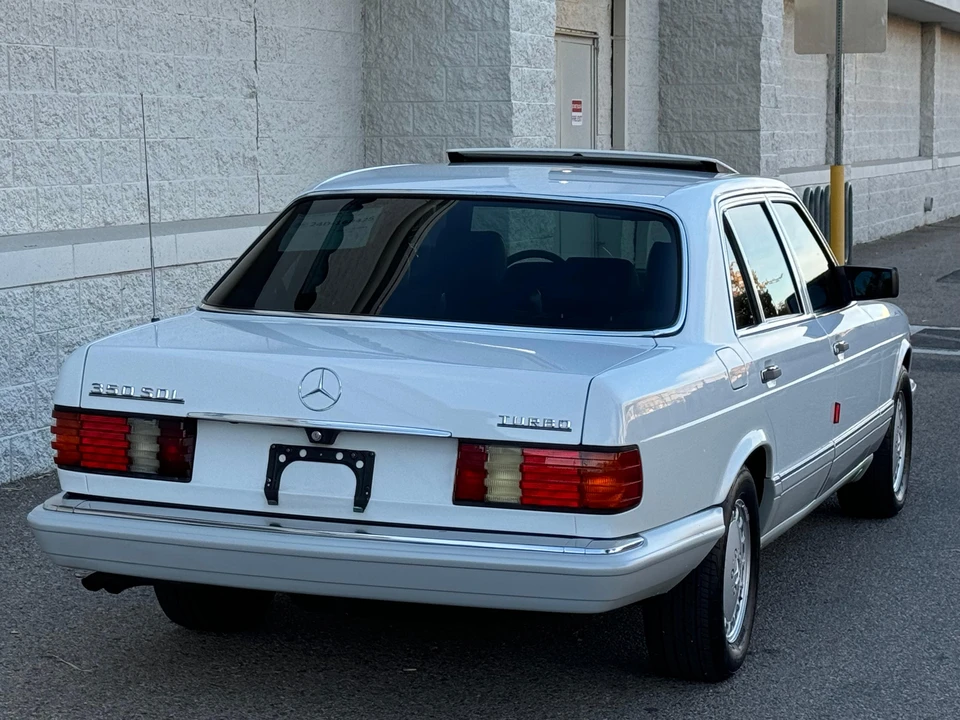 1991 Mercedes-Benz W126 S-Class Sedan - Image 20 of 31