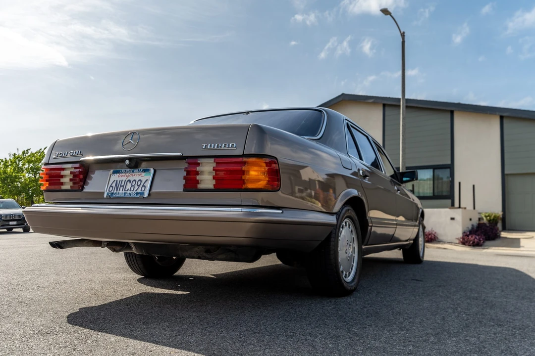 1991 Mercedes-Benz W126 S-Class Sedan - Image 14 of 31