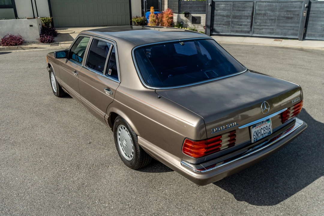1991 Mercedes-Benz W126 S-Class Sedan - Image 8 of 31