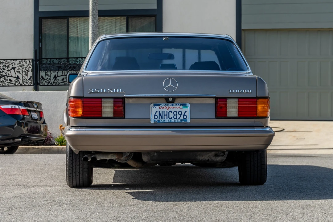 1991 Mercedes-Benz W126 S-Class Sedan - Image 11 of 31