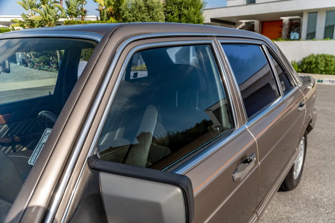 1991 Mercedes-Benz W126 S-Class Sedan - Image 31 of 31