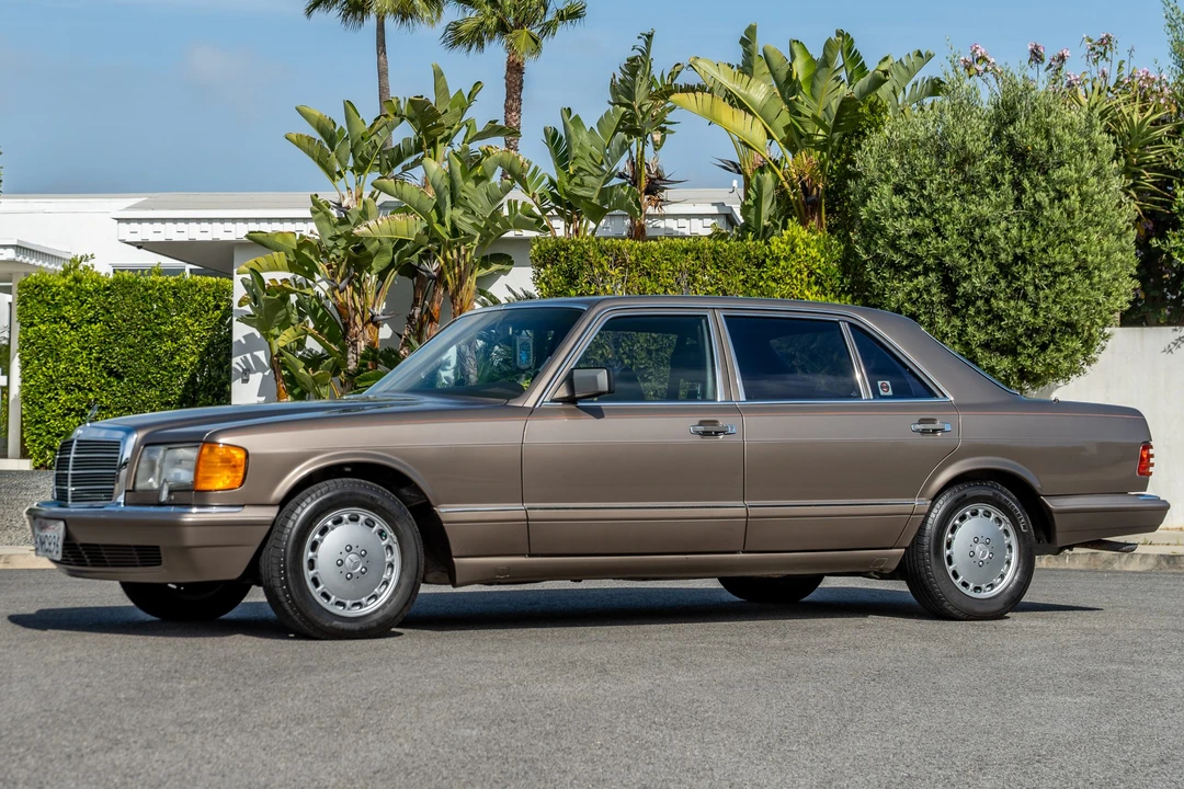1991 Mercedes-Benz W126 S-Class Sedan - Image 5 of 31