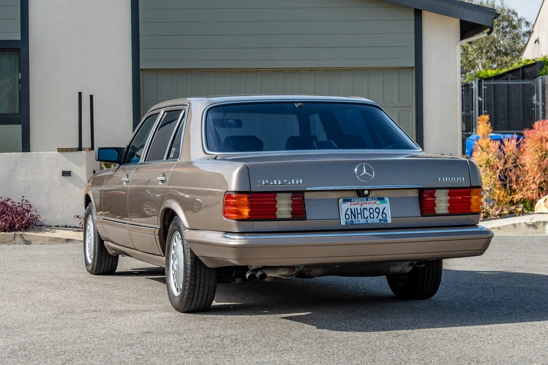 1991 Mercedes-Benz W126 S-Class Sedan - Image 10 of 31