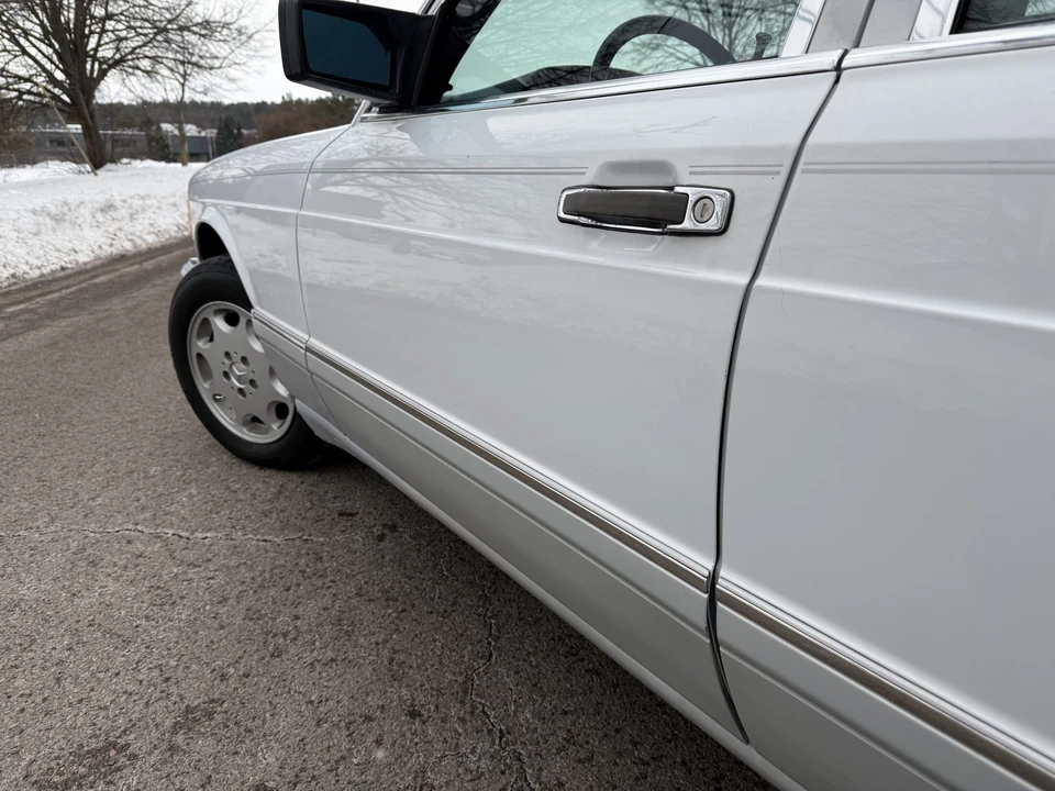 1991 Mercedes-Benz W126 S-Class Sedan - Image 16 of 31