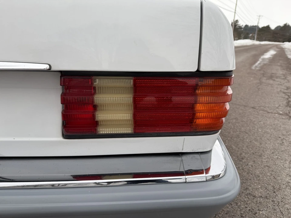 1991 Mercedes-Benz W126 S-Class Sedan - Image 21 of 31