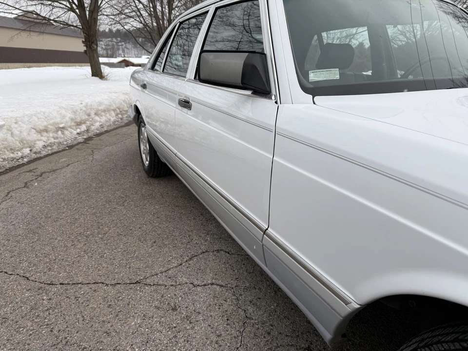 1991 Mercedes-Benz W126 S-Class Sedan - Image 19 of 31