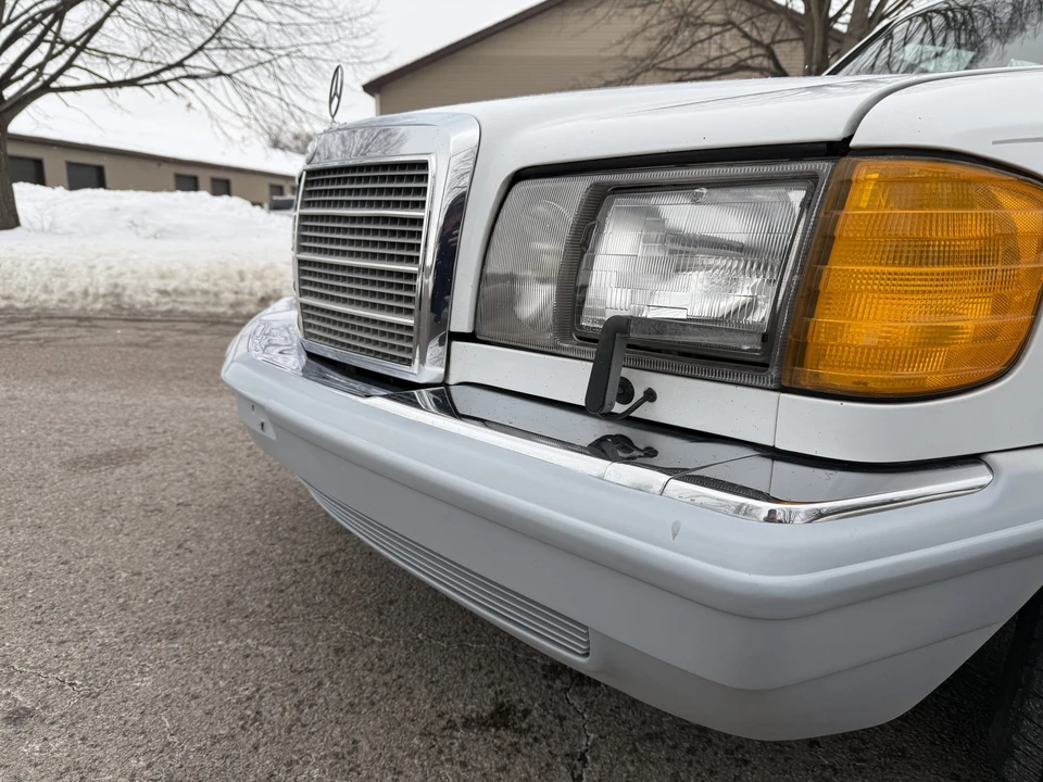 1991 Mercedes-Benz W126 S-Class Sedan - Image 14 of 31