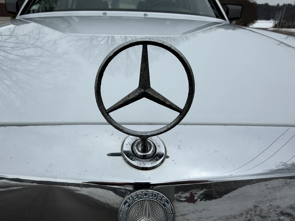 1991 Mercedes-Benz W126 S-Class Sedan - Image 28 of 31