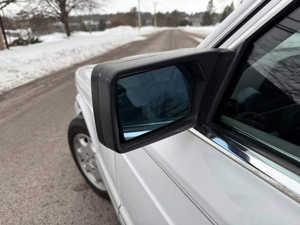 1991 Mercedes-Benz W126 S-Class Sedan - Image 23 of 31