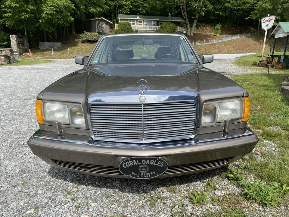 1991 Mercedes-Benz W126 S-Class Sedan - Image 10 of 31