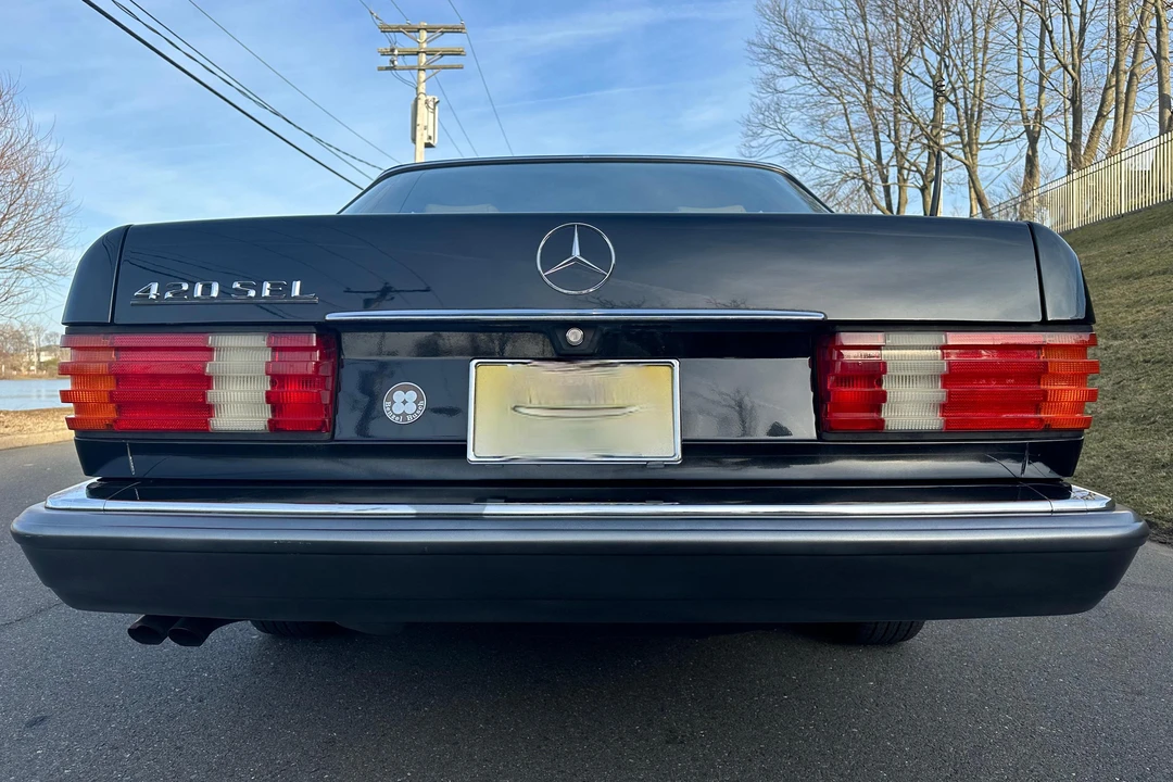 1991 Mercedes-Benz W126 S-Class Sedan - Image 5 of 31