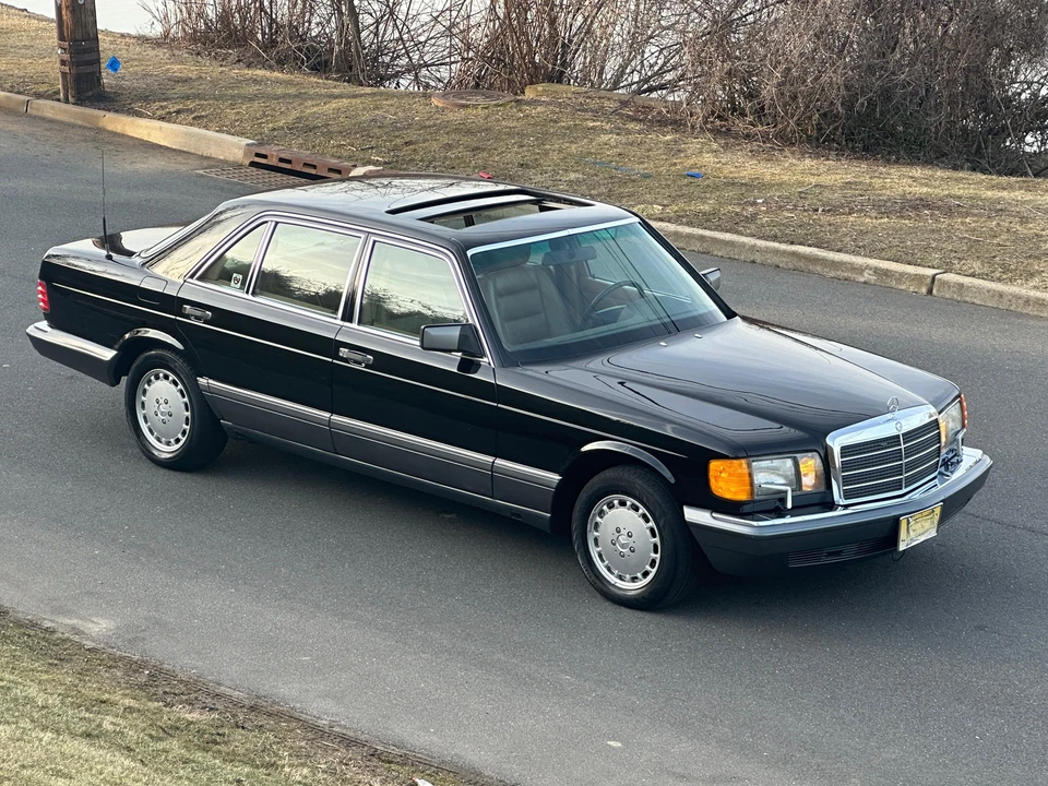 1991 Mercedes-Benz W126 S-Class Sedan - Image 30 of 31