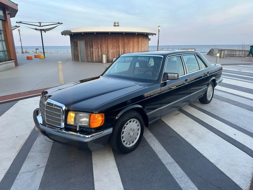 1991 Mercedes-Benz W126 S-Class Sedan - Image 10 of 31