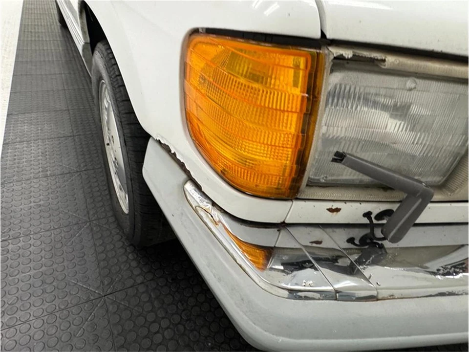 1991 Mercedes-Benz W126 S-Class Sedan - Image 29 of 31