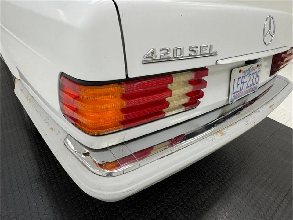 1991 Mercedes-Benz W126 S-Class Sedan - Image 19 of 31