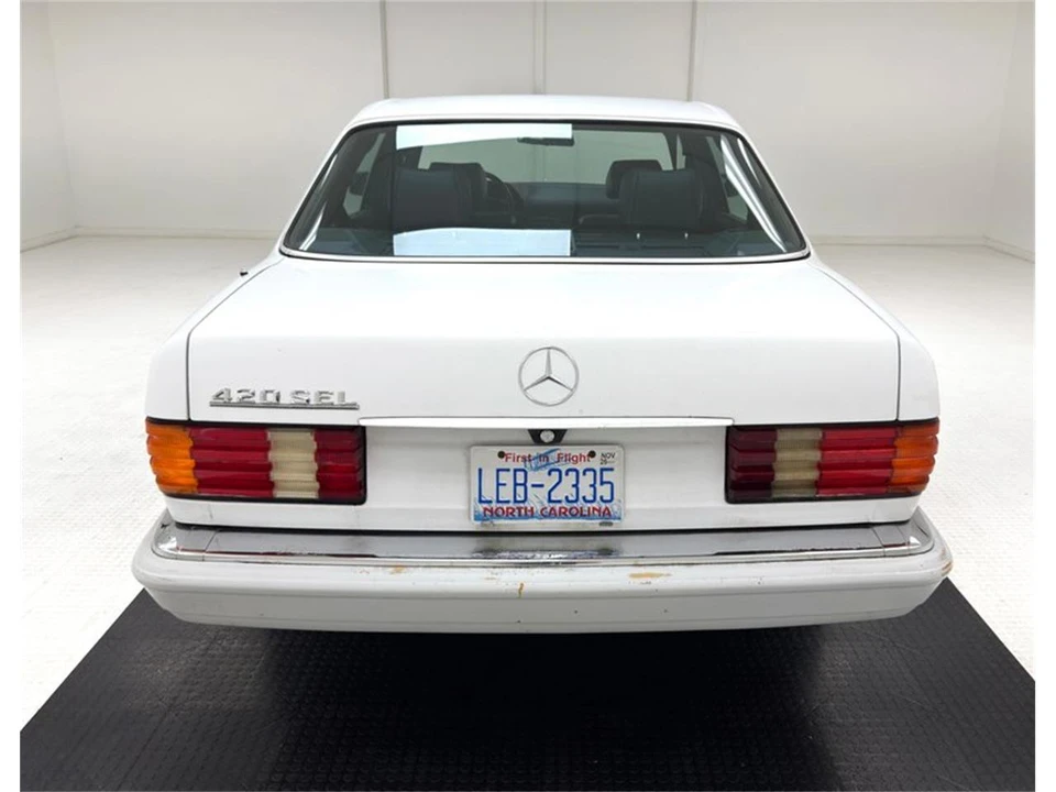 1991 Mercedes-Benz W126 S-Class Sedan - Image 4 of 31