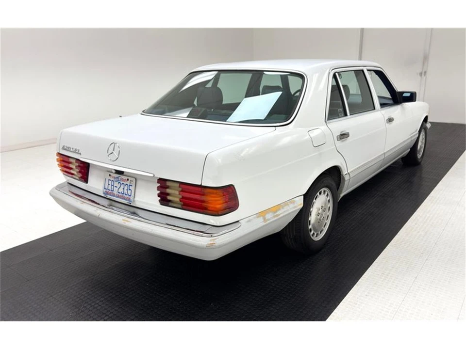 1991 Mercedes-Benz W126 S-Class Sedan - Image 5 of 31