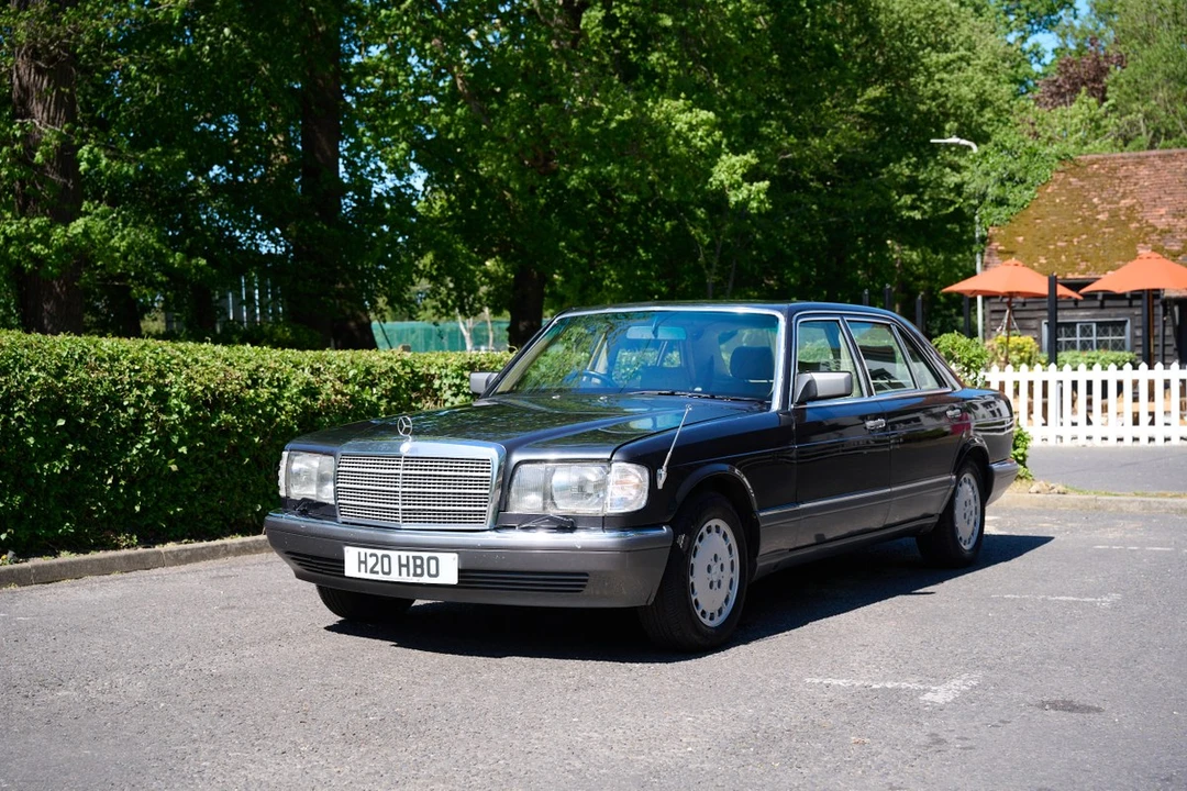 1991 Mercedes-Benz W126 S-Class Sedan - Image 4 of 31