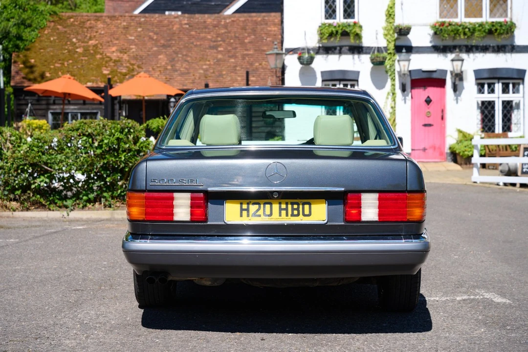 1991 Mercedes-Benz W126 S-Class Sedan - Image 7 of 31