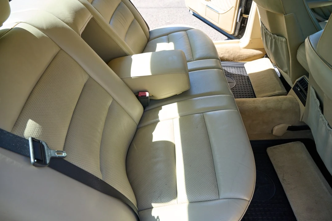 1991 Mercedes-Benz W126 S-Class Sedan - Image 25 of 31